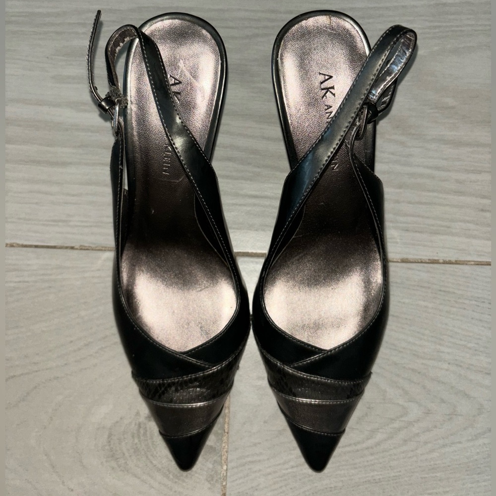 Anne Klein Clout slingback pointed toe heels